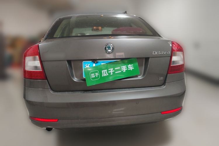 Used Skoda Octavia 2012 1.6L Automatic Yijun Edition Rear