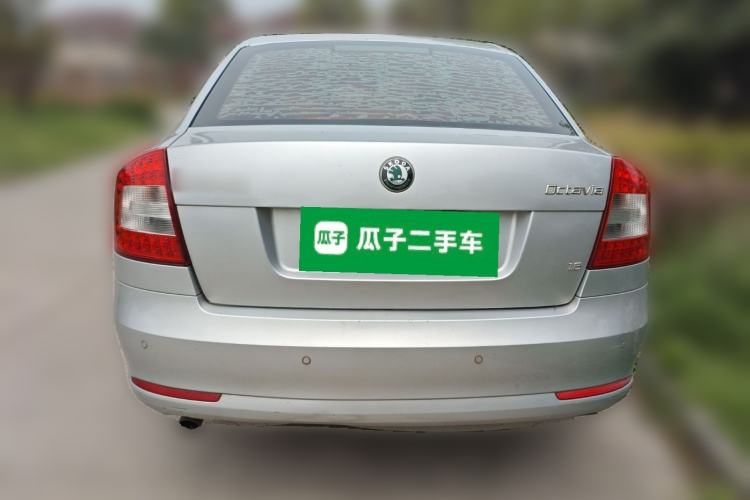 Used Skoda Octavia 2012 1.6L Automatic Yijun Edition Rear