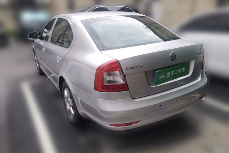 Used Skoda Octavia 2012 1.6L Automatic Yijie Edition Rear Left 45 Deg
