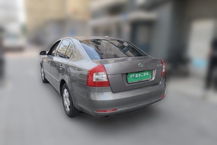 Used Skoda Octavia 2012 1.6L Automatic Yijun Edition Rear Left 45 Deg