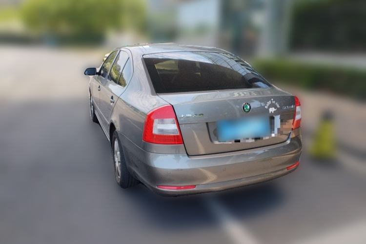 Used Skoda Octavia 2012 1.6L Automatic Yijie Edition Rear Left 45 Deg