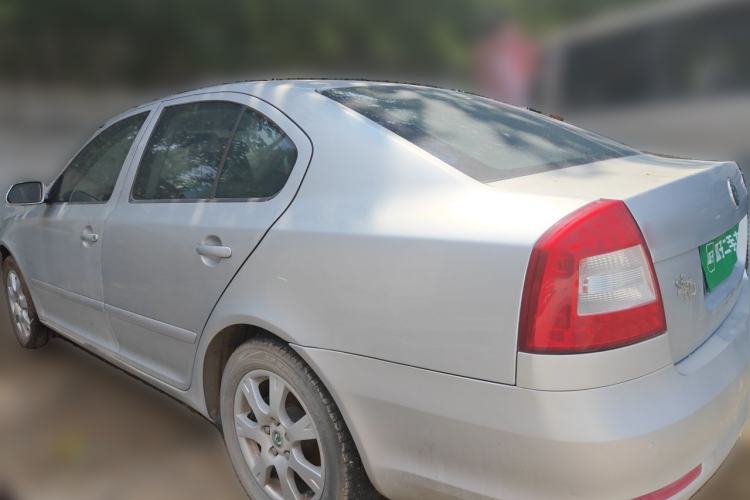 Used Skoda Octavia 2012 2.0L Manual Yijie Version Rear Left 45 Deg