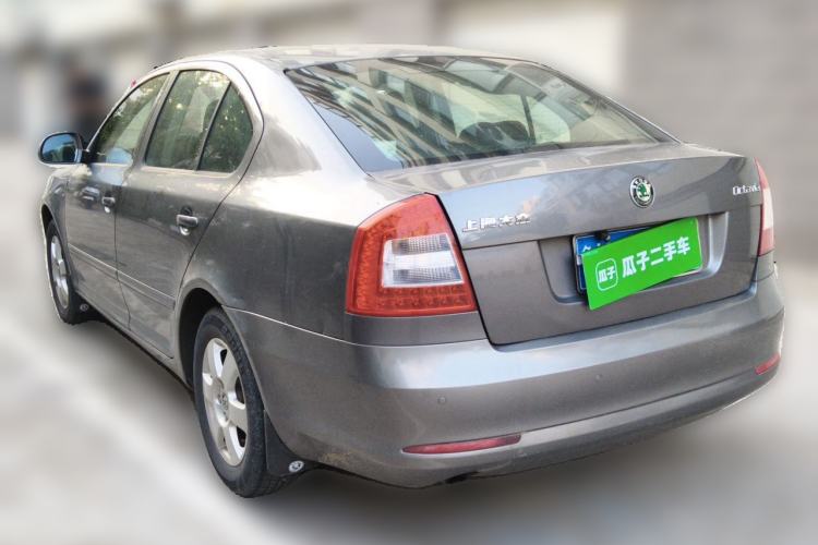 Used Skoda Octavia 2012 1.6L Automatic Yijie Edition Rear Left 45 Deg
