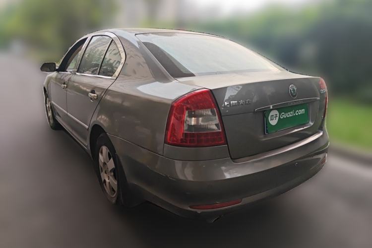 Used Skoda Octavia 2012 1.6L Automatic Yijun Edition Rear Left 45 Deg