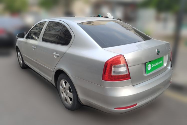 Used Skoda Octavia 2012 1.6L Automatic Yijie Edition Rear Left 45 Deg