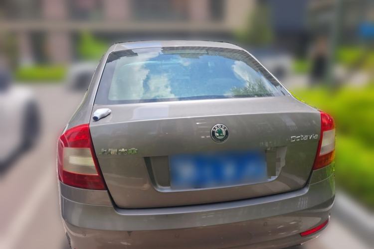 Used Skoda Octavia 2012 1.6L Automatic Yijie Edition Rear Left 45 Deg