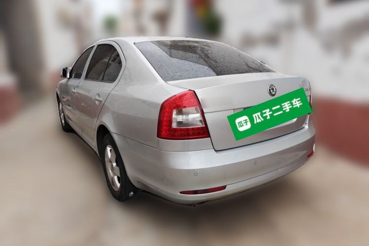 Used Skoda Octavia 2012 1.6L Manual Yijie Edition Rear Left 45 Deg