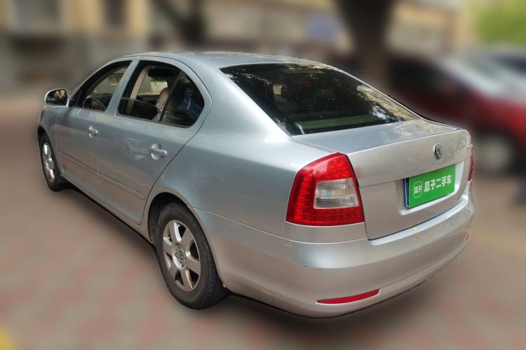 Used Skoda Octavia 2012 1.6L Manual Yijun Edition Rear Left 45 Deg