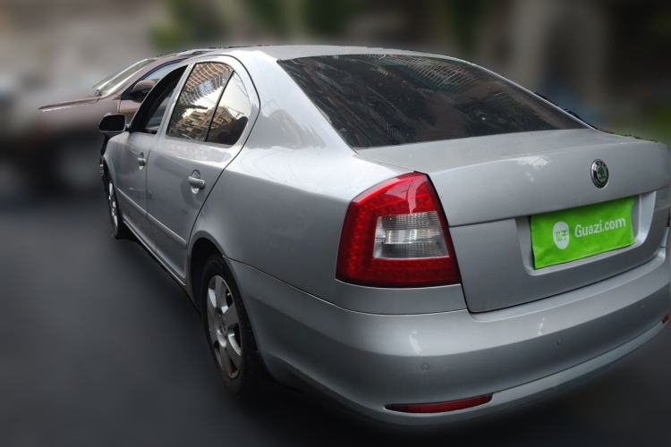 Used Skoda Octavia 2012 1.6L Automatic Yijie Edition Rear Left 45 Deg