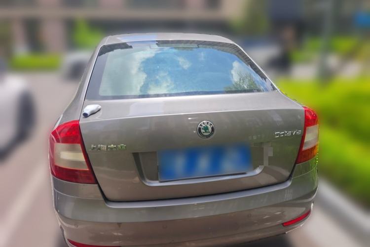 Used Skoda Octavia 2012 1.6L Automatic Yijie Edition Rear