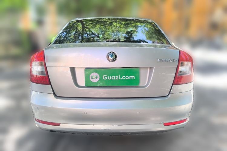 Used Skoda Octavia 2012 1.6L Manual Yijie Edition Rear