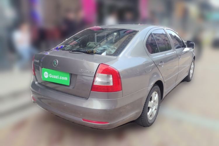 Used Skoda Octavia 2012 1.6L Automatic Yijie Edition Rear Right 45 Deg