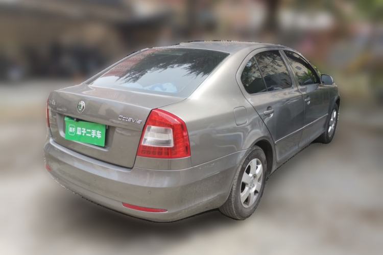 Used Skoda Octavia 2012 1.6L Manual Yijun Edition Rear Right 45 Deg