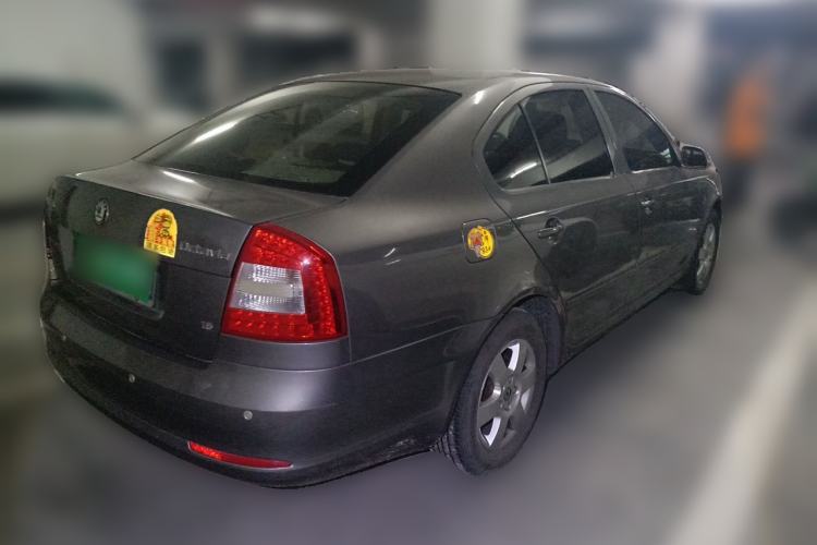 Used Skoda Octavia 2012 1.6L Manual Eado Edition Rear Right 45 Deg
