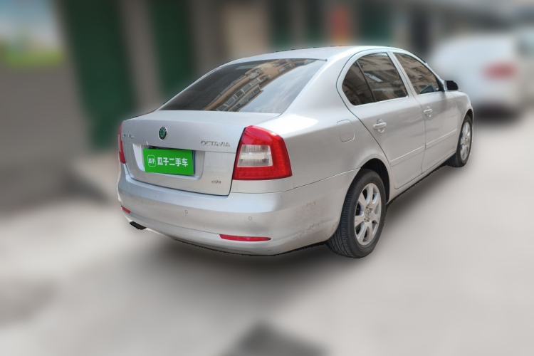 Used Skoda Octavia 2012 2.0L Automatic Yijie Version Rear Right 45 Deg