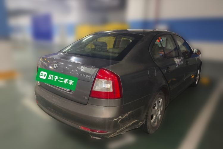 Used Skoda Octavia 2012 1.6L Automatic Yijun Edition Rear Right 45 Deg