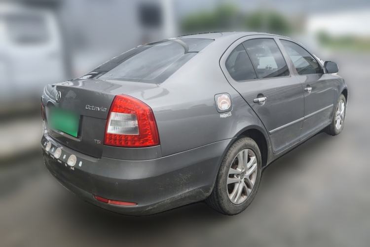 Used Skoda Octavia 2012 1.4TSI Manual - Yijun Edition Rear Right 45 Deg
