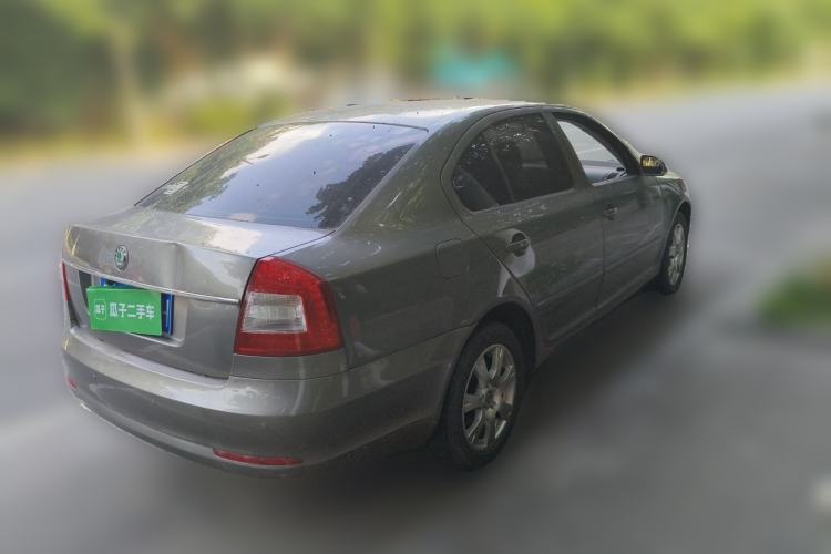 Used Skoda Octavia 2012 2.0L Automatic Yijie Version Rear Right 45 Deg