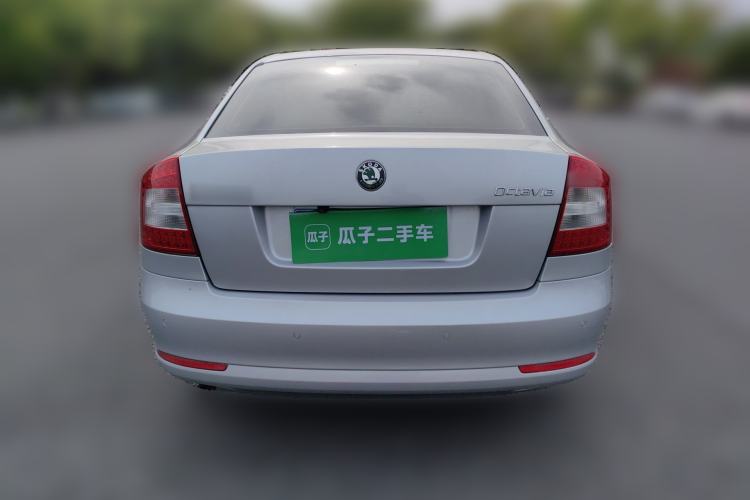 Used Skoda Octavia 2012 1.6L Manual Yijun Edition Rear
