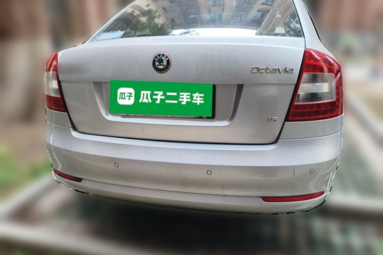 Used Skoda Octavia 2012 1.6L Manual Yijie Edition Rear
