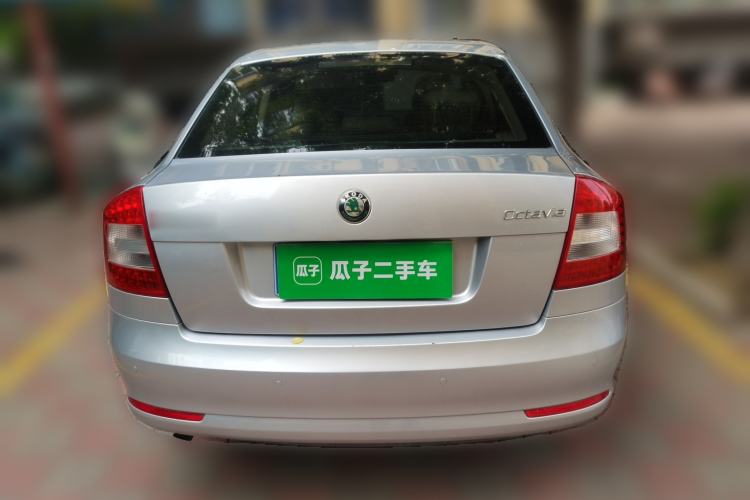 Used Skoda Octavia 2012 1.6L Manual Yijun Edition Rear