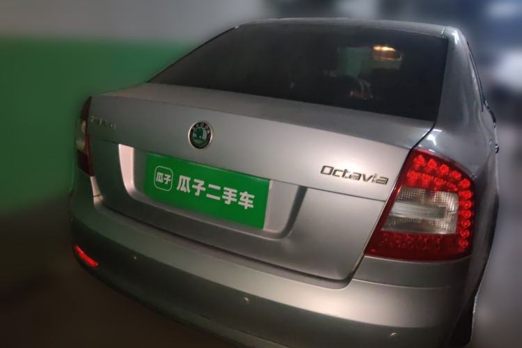 Used Skoda Octavia 2012 1.6L Manual Yijie Edition Rear