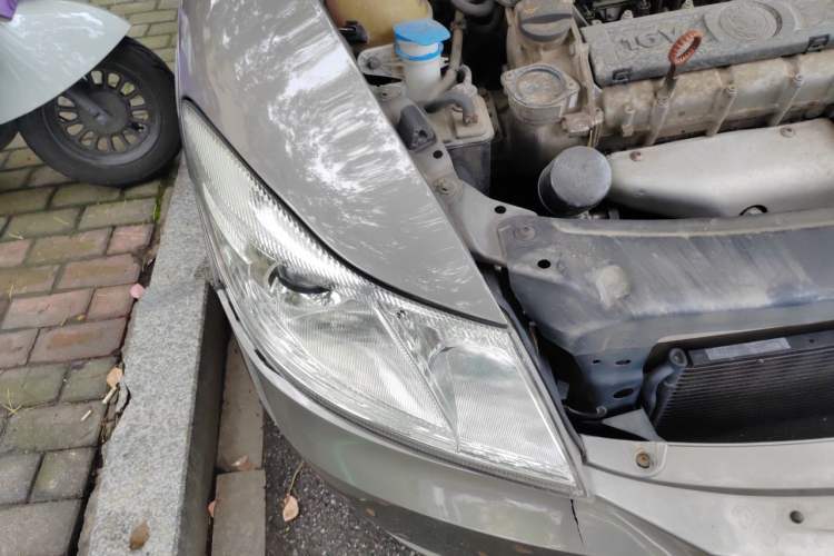 Used Skoda Octavia 2012 1.6L Automatic Yijun Edition Right Front Headlight