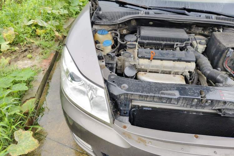 Used Skoda Octavia 2012 1.6L Manual Eado Edition Right Front Headlight