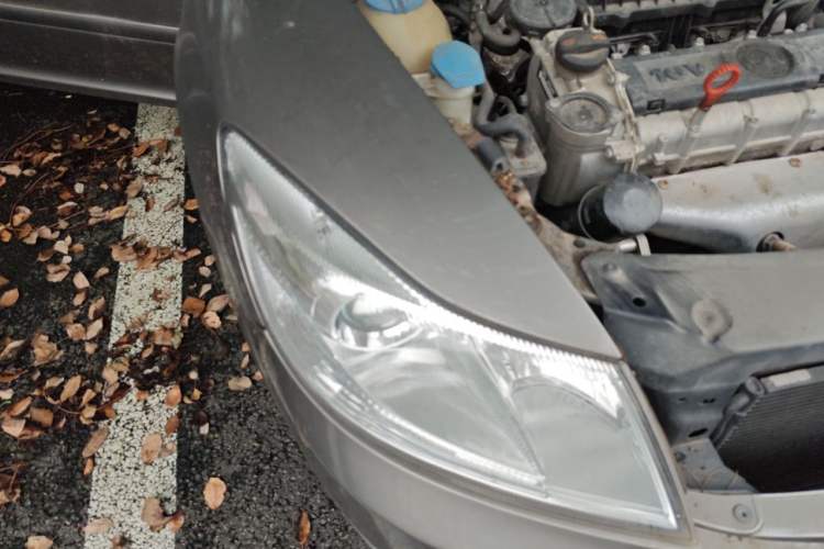 Used Skoda Octavia 2012 1.6L Automatic Yijie Edition Right Front Headlight