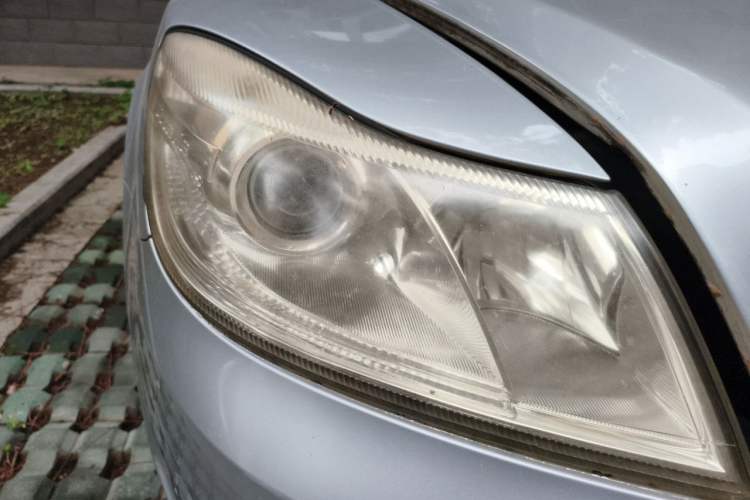 Used Skoda Octavia 2012 1.6L Manual Yijie Edition Right Front Headlight