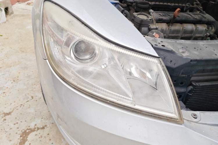 Used Skoda Octavia 2012 1.6L Manual Yijie Edition Right Front Headlight