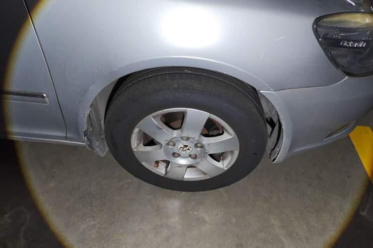 Used Skoda Octavia 2012 1.6L Automatic Yijun Edition Right Front Wheel Hub