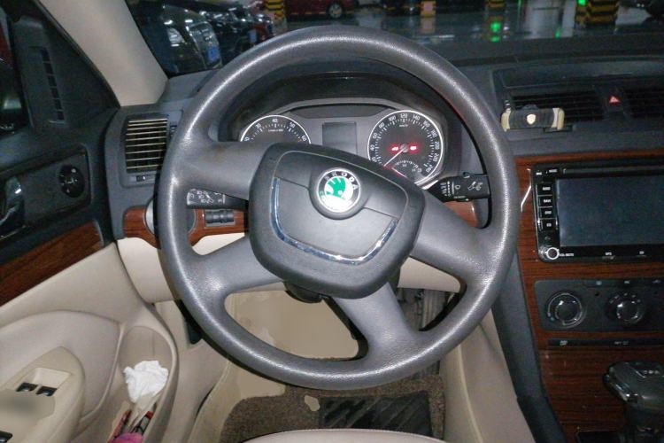 Used Skoda Octavia 2012 1.4TSI DSG Yijun Edition Steering Wheel