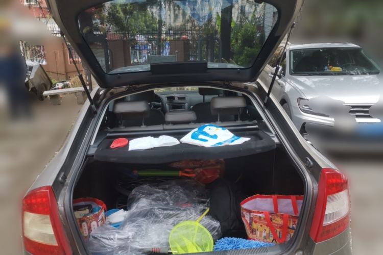 Used Skoda Octavia 2012 1.6L Manual Yijun Edition Trunk