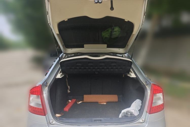 Used Skoda Octavia 2012 1.4TSI DSG Yijun Edition Trunk
