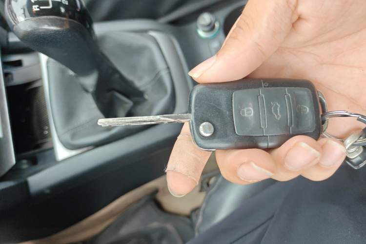 Used Skoda Octavia 2012 1.6L Manual Eado Edition Vehicle Key