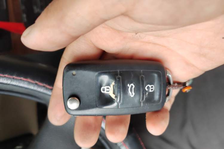 Used Skoda Octavia 2012 1.6L Automatic Yijun Edition Vehicle Key