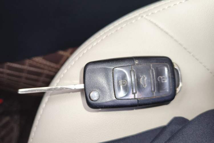 Used Skoda Octavia 2012 2.0L Automatic Yijie Version Vehicle Key