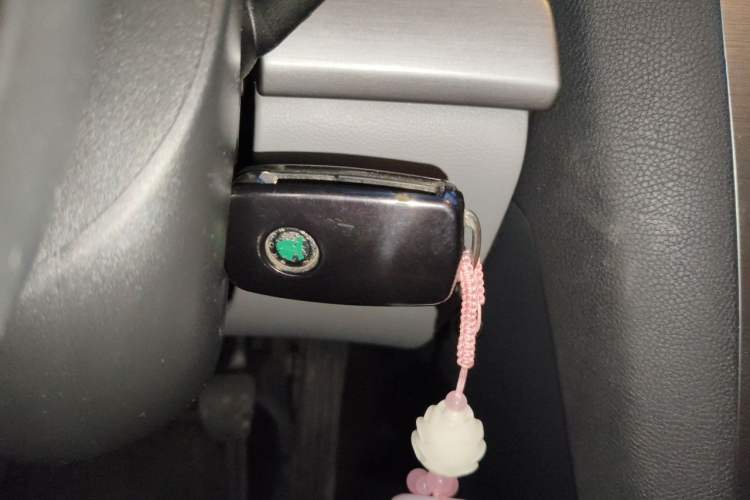 Used Skoda Octavia 2012 1.6L Manual Yijie Edition Vehicle Key