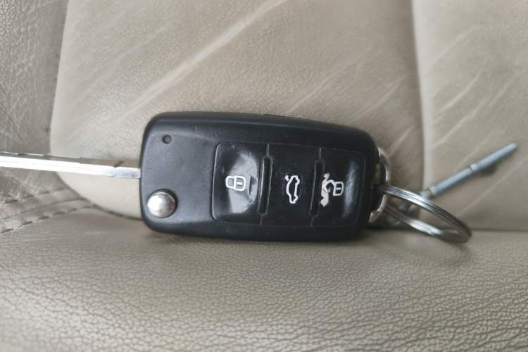 Used Skoda Octavia 2012 1.4TSI Manual - Yijun Edition Vehicle Key