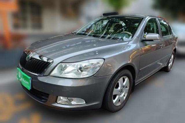 Used Skoda Octavia 2012 1.6L Manual Eado Edition