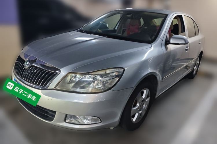 Used Skoda Octavia 2012 1.6L Automatic Yijun Edition Guazi used car, China used car export, Used car for sale, Used  cars, Cheapest cars for sale
