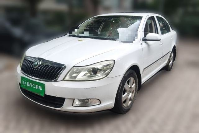 Skoda Octavia 2012 1.6L Automatic Yijun Edition usado