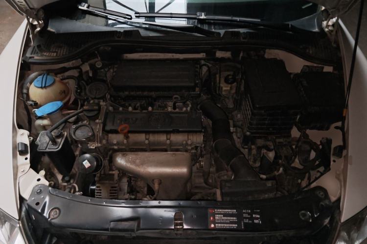 Used Skoda Octavia 2012 1.6L Automatic Yijun Edition Engine Bay