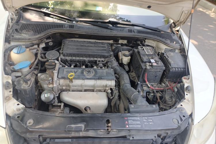 Used Skoda Octavia 2012 1.6L Manual Yijun Edition Engine Bay