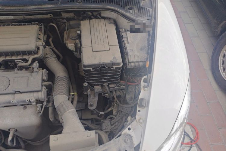 Used Skoda Octavia 2012 1.6L Automatic Yijie Edition Engine Bay Left