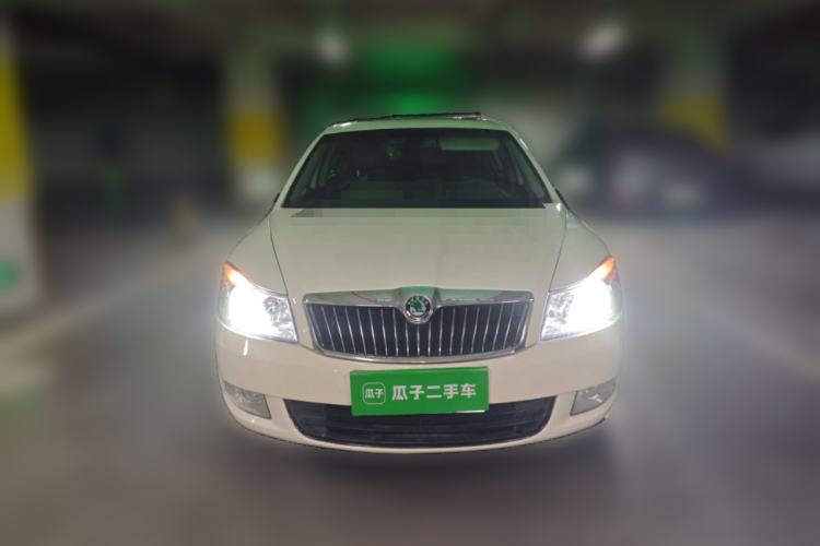 Used Skoda Octavia 2012 1.6L Automatic Yijie Edition Front