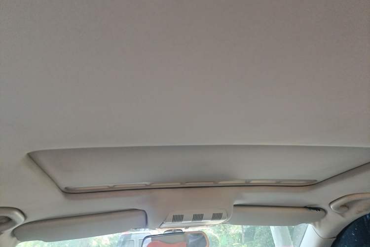 Used Skoda Octavia 2012 1.6L Manual Yijun Edition Headliner