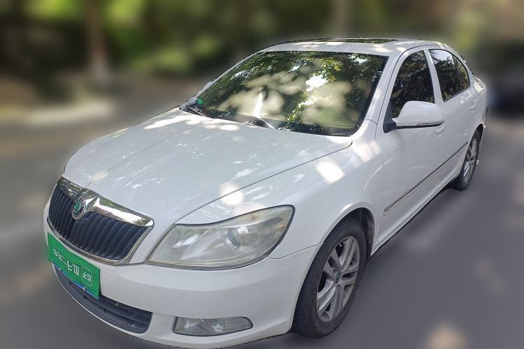 Used Skoda Octavia 2012 1.6L Manual Yijun Edition Guazi used car, China used car export, Used car for sale, Used  cars, Cheapest cars for sale
