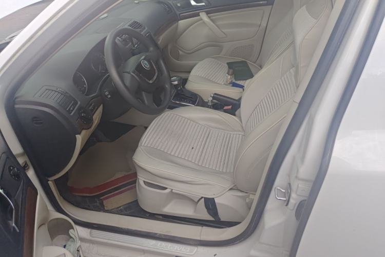 Used Skoda Octavia 2012 1.6L Automatic Yijie Edition Left Front Seat